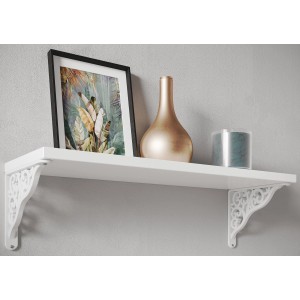Wandregal mit weißer OBI Konsole Baroque, verziert mit Deko-Objekten.