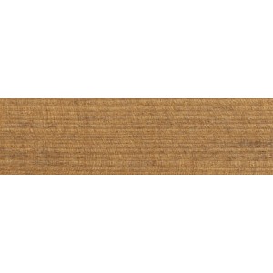 Holzbrett, gebeizt mit Aqua Clou Holzbeize Eiche Mittel, Maserung sichtbar.