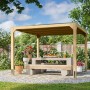 Naturbelassener Karibu Fyrkant Pavillon 320x320 cm im Garten mit Tisch und Bänken.