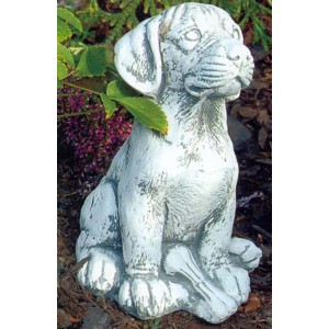 Sitzende Orbis Gartenfigur Hündchen aus Beton, 24x17x15 cm, weiß. Gartendeko für Innen & Außen.