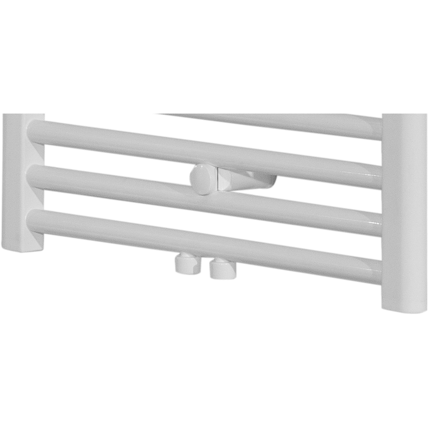 Weißer Sanotechnik Badheizkörper Bari 1600x500 mm mit Mittelanschluss.