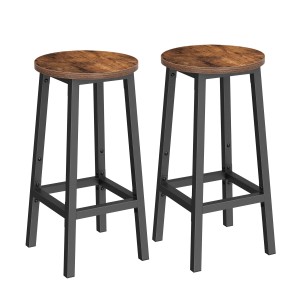 Set aus zwei Barhockern Delon von Songmics, braune Holzoptik mit schwarzem Metallgestell und Fußstütze.