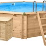 Interline Pumpenhaus Java Universal aus Holz neben Pool mit Leiter. Technikraum für Pooltechnik.