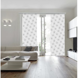 Gardinia Schiebevorhang Bloomy Weiß, 60x245 cm, mit dezentem Blütenmuster im Wohnzimmer.
