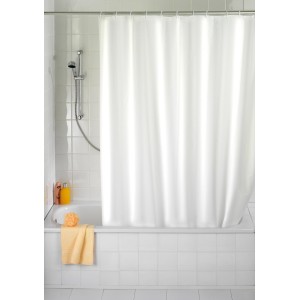 Wenko Duschvorhang Uni Weiß, 180x200 cm, aus PEVA, mit 12 Ringen, vor Badewanne.