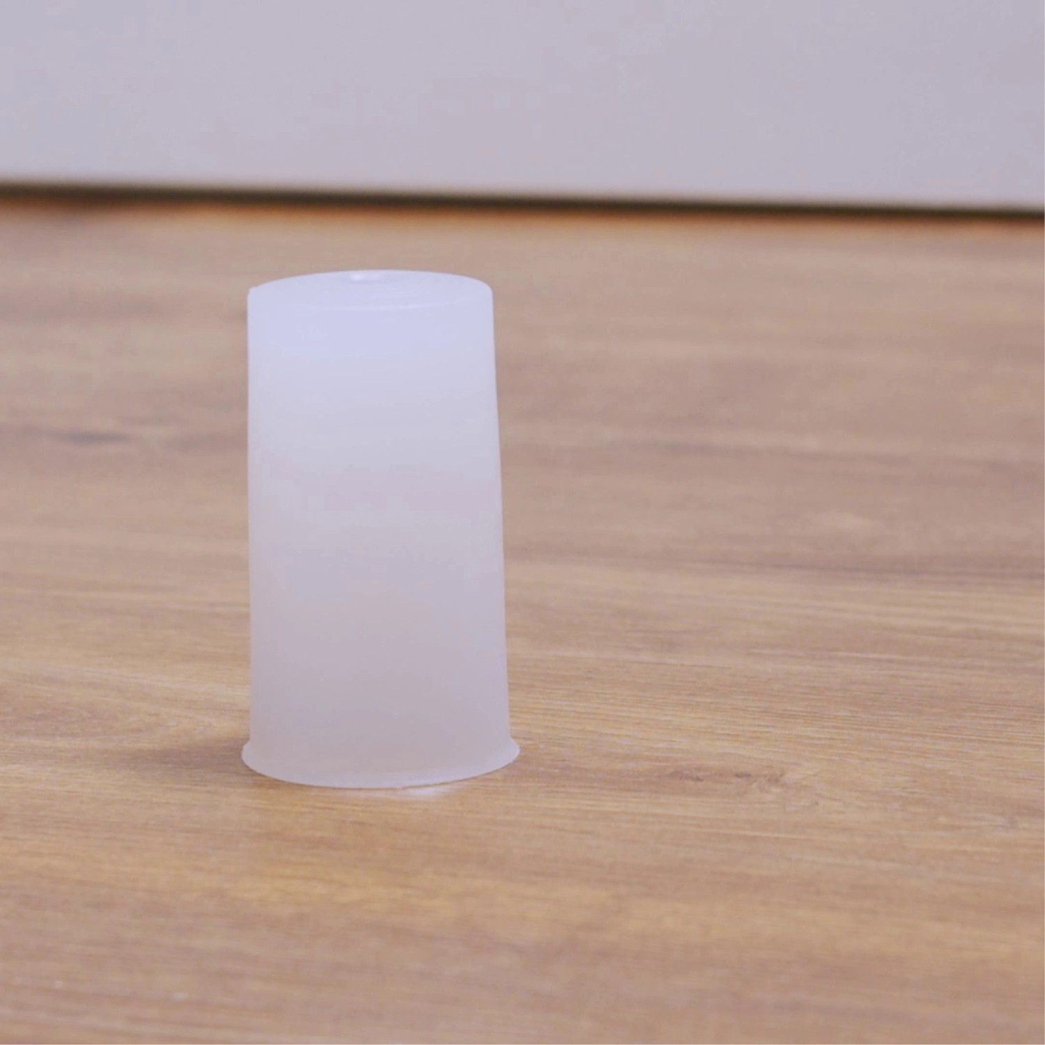 Transparenter Wagner Türstopper Vulkano aus Gummi, Ø 45 x 75 mm, für Boden und Wand.