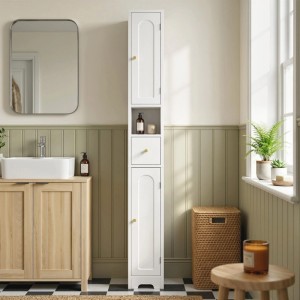 Eleganter weißer HOMCOM Badezimmerschrank aus MDF mit goldfarbenen Knöpfen, Türen, Schublade und offenem Fach.