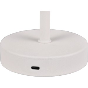Detailaufnahme der weißen Reality LED Tischleuchte Jeff mit USB-C Anschluss.