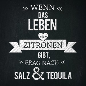 Glasbild 'Salz & Tequila' 20x20 cm mit witzigem Spruch auf dunklem Hintergrund.