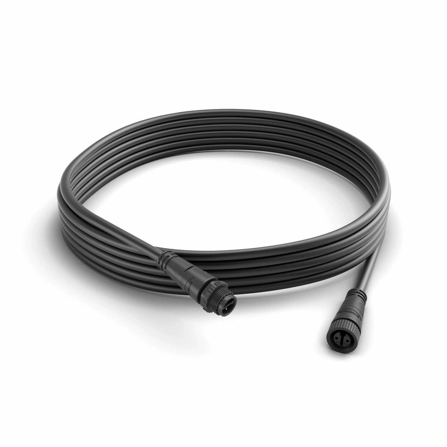Schwarzes, aufgerolltes 5m Niedervolt Verlängerungskabel für Philips Hue Gartenstrahler mit zwei Steckern.