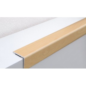 Treppenprofil Alu selbstklebend, Dekor Ahorn, 900mm lang, zum Schutz der Treppenkante.