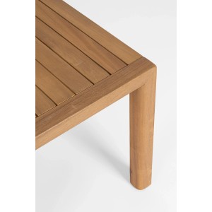 Detailansicht: Yes Couchtisch Danubio aus Akazienholz in Nature Brown. Gartentisch mit Holzlamellen-Optik.