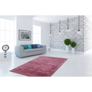 Puderrosa Teppich Fountain 710, 120x170 cm, handgefertigt, Viskose, mit 3D-Effekt im modernen Wohnzimmer.