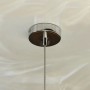 Detailaufnahme der LUCE Design Pendelleuchte Nereide mit Deckenbefestigung.