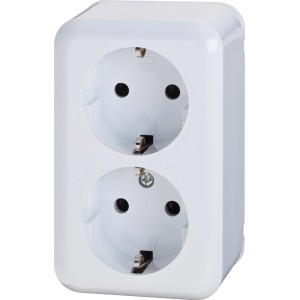Weiße 2-fach Aufputz-Steckdose für den Innenbereich. Schutzkontakt-Steckdose für Elektrogeräte.