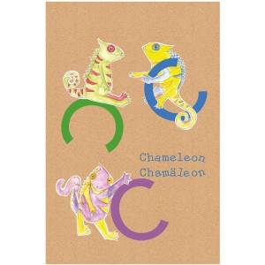 Komar Wandbild ABC Animal C, 30x40 cm mit bunten Chamäleons und Buchstaben. Dekoratives Bild fürs Kinderzimmer.