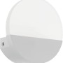 Moderne, weiße LED Wandleuchte Metrass 1 von Eglo mit satinierter Scheibe.