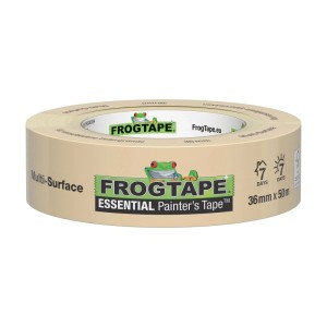 Rolle FrogTape Feinkrepp-Malerband Essential, 36 mm x 50 m, für saubere Farbkanten.