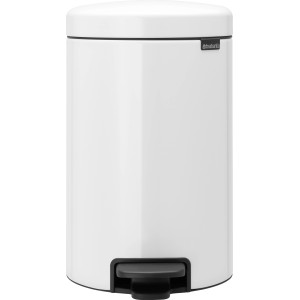 Weißer Brabantia Treteimer NewIcon, 12 l, mit Pedal und geräuschlosem Deckel.