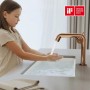 Emke Roségold Waschtischarmatur, Einhebelmischer, in Nutzung. Modernes Design, IF Design Award 2024.