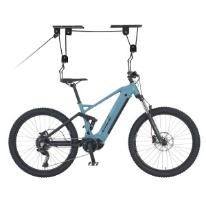 Prophete E-Bike am Fahrradlift (schwarz) mit 30 kg Traglast in Garage/Keller.