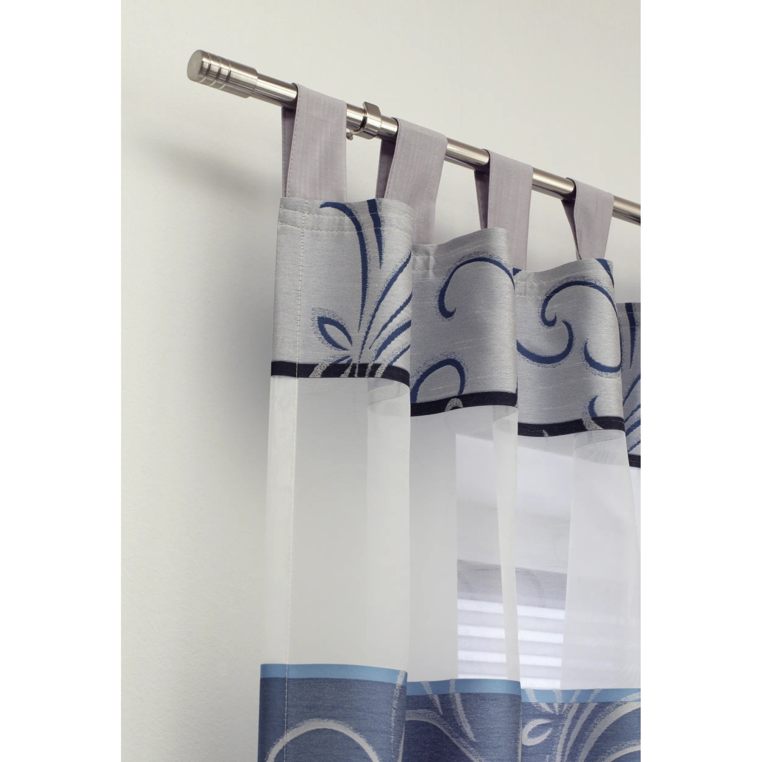 Gardinenstangen-Set Zylinder in Edelstahloptik, ausziehbar von 190-340 cm, mit montierten Vorhängen.