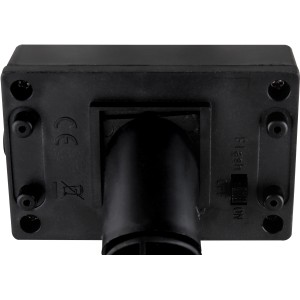 Detailaufnahme des Solarpanels der Globo LED-Lichterkette, Kunststoff Silber-Grau, mit Schalter für Flash-Modus.