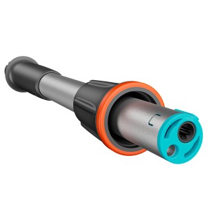 Gardena Verlängerungsstiel für AquaBrush Akku-Multi-Reiniger zur komfortablen Reinigung höherer Flächen.