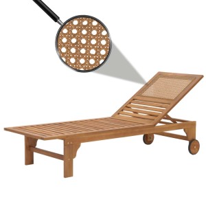 Sonnenliege MCW N48 aus Akazienholz mit Poly-Rattan-Geflecht und Rädern.
