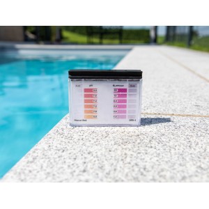 Steinbach Pooltester für pH-Wert und Sauerstoff, mit Farbskala und Tabletten.