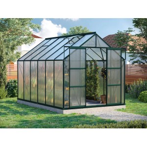 Grünes Gewächshaus Uranus 9900 mit Doppelschiebetür und Hohlkammerplatten im Garten.