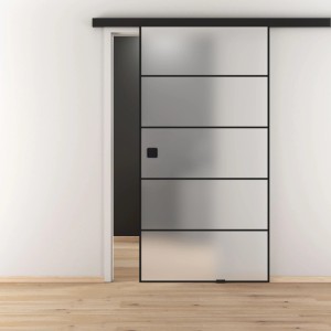 Novadoors Glasschiebetür Nova 682 mit mattiertem ESG-Glas, schwarzem Rahmen. Platzsparend im Industrial Look.