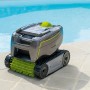 Zodiac Tornax GT3220 Poolroboter zur Reinigung von Poolboden und -wänden.