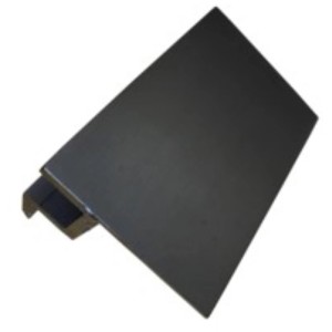 Schwarze Absaar Solar Endklemme zur Befestigung von Solar-Paneelen.
