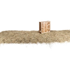 Trixie Kleinnager-Spielturm Natural Living aus Holz mit 9 Kammern und zwei Zugängen.