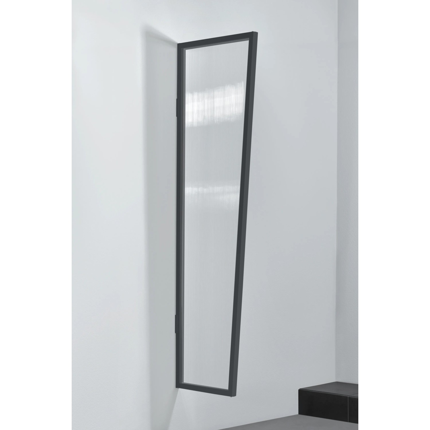 Gutta Seitenblende für Vordach B1, Polycarbonat klar, Rahmen anthrazit, 200x60x45 cm.