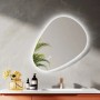 Asymmetrischer Emke LED Badspiegel 70x50 cm mit Anti-Beschlag, Touch-Steuerung und dimmbaren Lichtfarben.