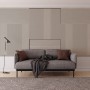 Wohnraum mit Akustikpaneel Esche/Schwarz, 60x120cm, 2 Stk. an der Wand hinter einem Sofa.