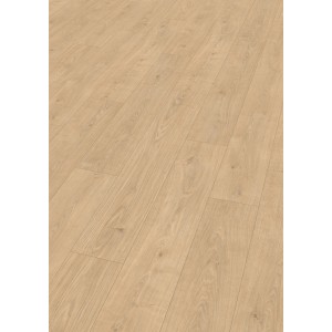 Egger Designboden Aquadura+ Berdal Eiche hellbraun, verlegt. Vinylboden mit Holzoptik.