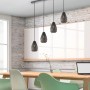 Anthrazitfarbene Trio Deckenlampe Onyx, 4-flammig, mit E27 Fassung über Esstisch.