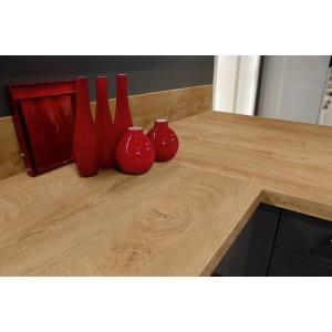 Kaindl Arbeitsplatte Eiche Endgrain Classic, 410x65x3,8cm, mit fühlbarer Holzstruktur.