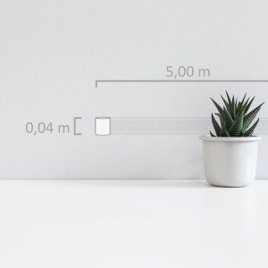 A.S. Création Borte, selbstklebend, weißes Mäander Muster, 5 m Länge.