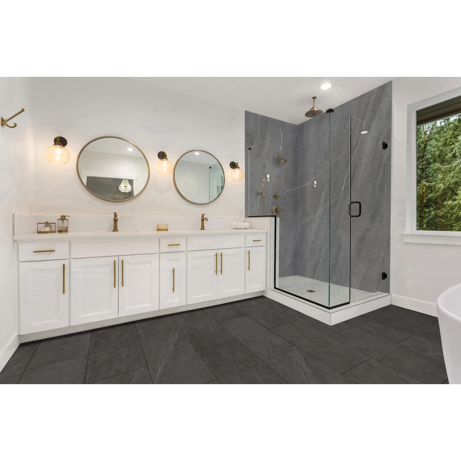 Modernes Bad mit grauen Check Bodenfliesen aus Quarzkomposit in matter Optik.