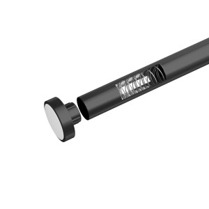 Schwarze Schöner Wohnen Teleskop-Duschstange Obleon mit Feder und Endkappe.