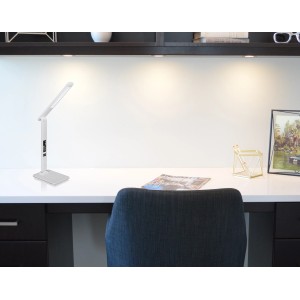 Weiße Globo LED-Tischlampe Tanna mit Uhr und Touchdimmer auf Schreibtisch.