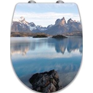 WC-Sitz Suquia mit Berglandschaft-Motiv und Absenkautomatik.