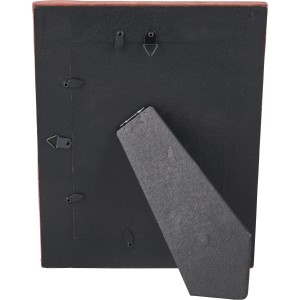 Rückseite des rosa Bilderrahmens Blush Bordeaux (13x18 cm) mit Aufsteller und Aufhänger.