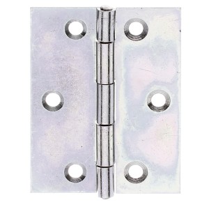 Halbbreites Scharnier, 7x5,36 cm, aus verzinktem Stahl mit sechs Schraublöchern.
