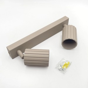 Beige Lamkur Prisma Deckenleuchte, 2-flammig, geriffelte Oberfläche, 30 cm breit.