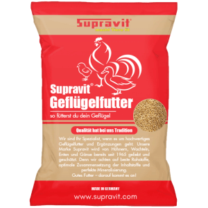 Roter Supravit Geflügelfutter-Sack mit Braugerste für Hühner. Gereinigte Gerste, wertvoller Energielieferant.